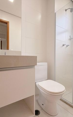 Apartamento à venda com 87m², 2 quartos e 2 vagasBanheiro da Suíte