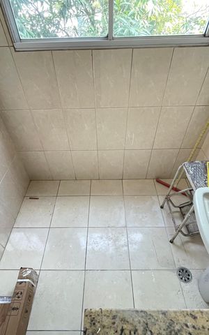 Apartamento para alugar com 58m², 2 quartos e 1 vaga Apartamento para alugar com 58m², 2 quartos e 1 vagaCozinha e Área de Serviço