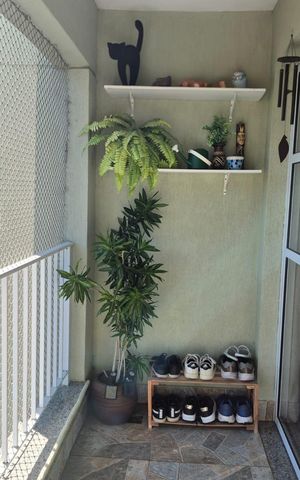 Apartamento à venda com 57m², 2 quartos e 1 vagaVaranda