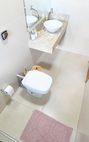 Casa à venda com 94m², 3 quartos e 1 vagaBanheiro da Suíte