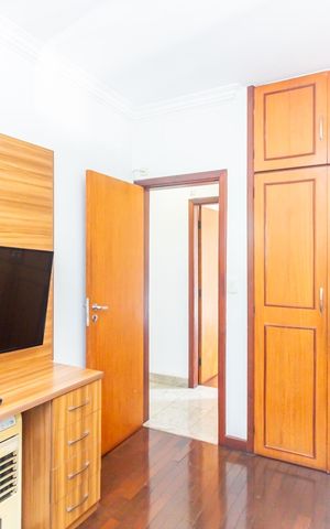 Apartamento à venda com 170m², 4 quartos e 2 vagas