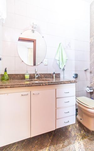 Apartamento à venda com 170m², 4 quartos e 2 vagas