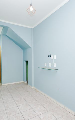 Casa para alugar com 60m², 1 quarto e 1 vagaSala