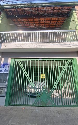Casa para alugar com 60m², 1 quarto e 1 vaga Casa para alugar com 60m², 1 quarto e 1 vagaFachada