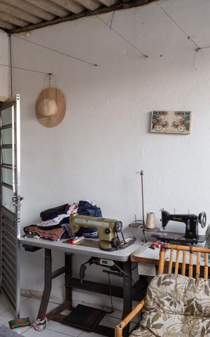 Casa à venda com 250m², 4 quartos e 1 vagaArea de Serviço- Casa 1