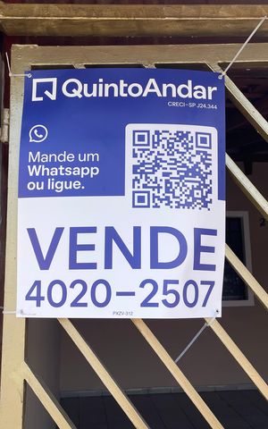 Casa à venda com 250m², 3 quartos e 2 vagas Casa à venda com 250m², 3 quartos e 2 vagasPlaca PXZV 312