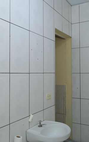 Casa para alugar com 55m², 1 quarto e sem vagaBanheiro