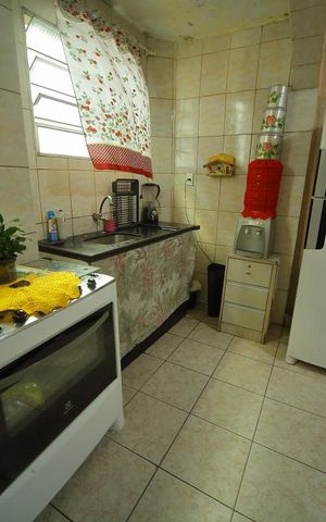 Casa para alugar com 147m², 3 quartos e 2 vagasCozinha 
