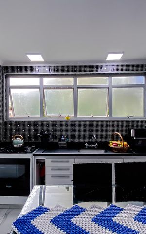 Apartamento à venda com 180m², 3 quartos e 1 vaga Apartamento à venda com 180m², 3 quartos e 1 vagaCozinha