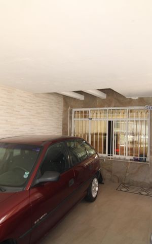 Casa para alugar com 255m², 3 quartos e 5 vagasGaragem