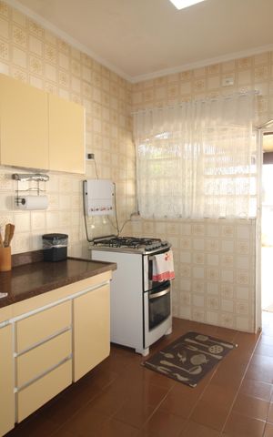 Casa para alugar com 255m², 3 quartos e 5 vagasCozinha