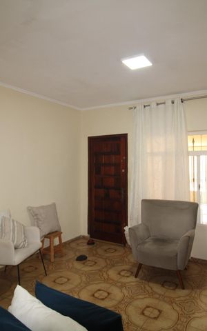 Casa para alugar com 255m², 3 quartos e 5 vagasSala