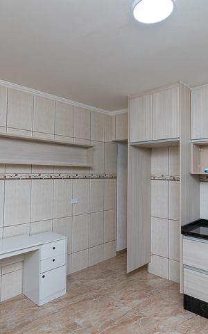 Casa para alugar com 120m², 2 quartos e 1 vaga Casa para alugar com 120m², 2 quartos e 1 vagaCozinha