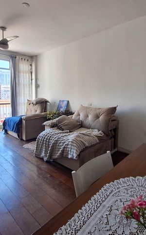 Apartamento à venda com 89m², 2 quartos e 1 vaga Apartamento à venda com 89m², 2 quartos e 1 vagaSala