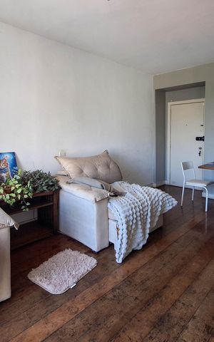 Apartamento à venda com 89m², 2 quartos e 1 vaga Apartamento à venda com 89m², 2 quartos e 1 vagaSala