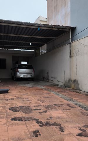 Casa à venda com 180m², 3 quartos e 6 vagasGaragem