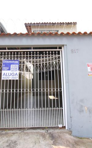 Casa para alugar com 90m², 2 quartos e 1 vagaFachada 
