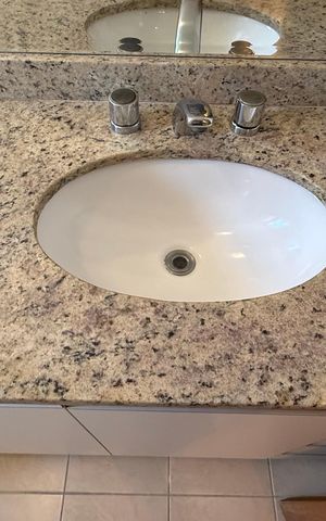 Apartamento para alugar com 180m², 5 quartos e 2 vagasBanheiro Suíte