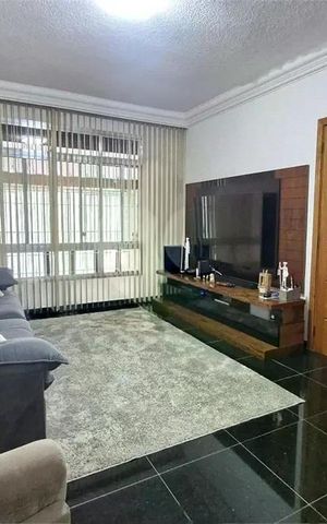 Casa à venda com 172m², 3 quartos e 2 vagas