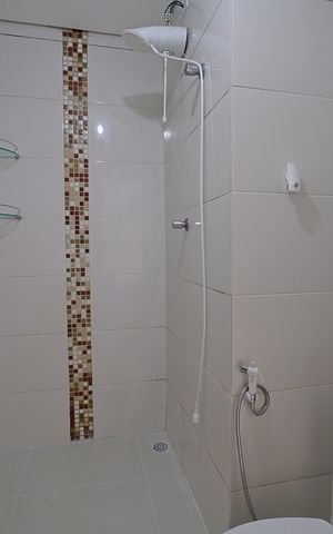 Casa de condomínio à venda com 60m², 2 quartos e 1 vagaBanheiro