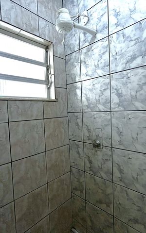 Casa para alugar com 56m², 2 quartos e sem vagaBanheiro