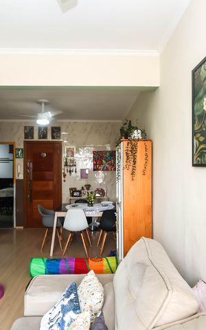 Apartamento à venda com 76m², 2 quartos e sem vagaSala