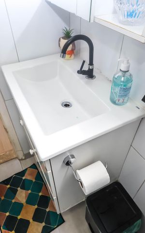 Apartamento à venda com 76m², 2 quartos e sem vagaBanheiro