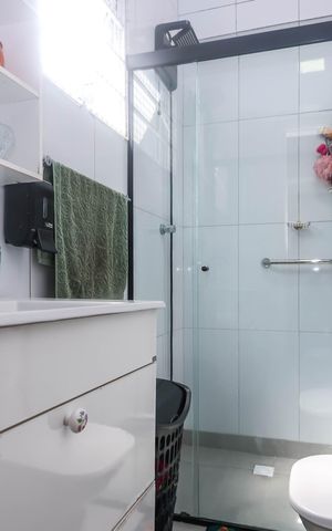 Apartamento à venda com 76m², 2 quartos e sem vagaBanheiro