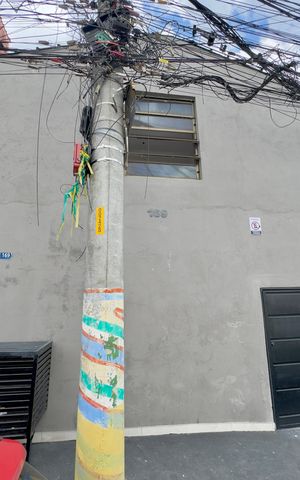 Studio para alugar com 28m², 1 quarto e sem vaga Studio para alugar com 28m², 1 quarto e sem vagaPlaca instalada na fachada do imóvel
