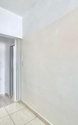 Studio para alugar com 28m², 1 quarto e sem vaga Studio para alugar com 28m², 1 quarto e sem vagaBanheiro