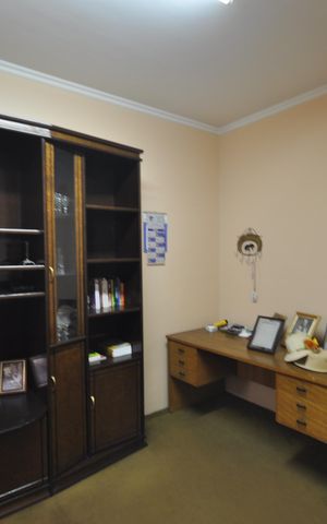 Casa para alugar com 518m², 5 quartos e 10 vagasQuarto 4