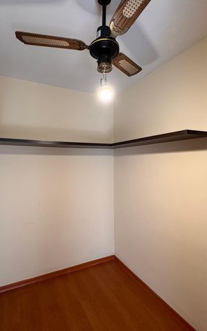 Apartamento à venda com 123m², 3 quartos e 3 vagas Apartamento à venda com 123m², 3 quartos e 3 vagasCozinha e Área de Serviço - Quarto de Serviço