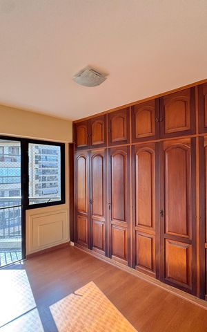 Apartamento à venda com 123m², 3 quartos e 3 vagas Apartamento à venda com 123m², 3 quartos e 3 vagasSuíte
