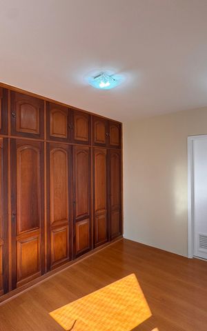 Apartamento à venda com 123m², 3 quartos e 3 vagas Apartamento à venda com 123m², 3 quartos e 3 vagasSuíte