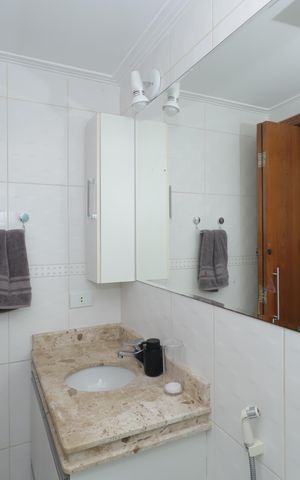 Apartamento à venda com 67m², 2 quartos e 1 vagaBanheiro Social