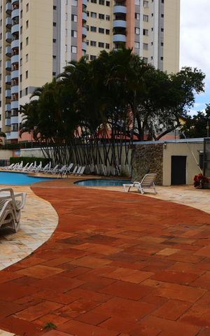 Apartamento à venda com 67m², 2 quartos e 1 vagaÁrea comum - Piscina