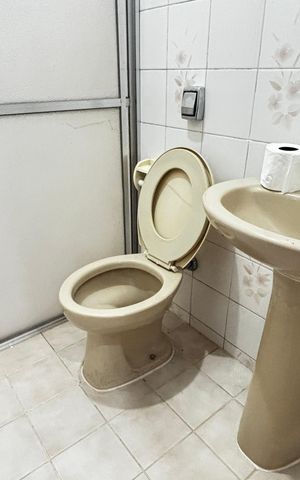 Casa para alugar com 157m², 3 quartos e 3 vagas Casa para alugar com 157m², 3 quartos e 3 vagasBanheiro