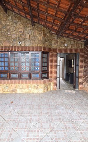 Casa para alugar com 130m², 3 quartos e 2 vagasGaragem