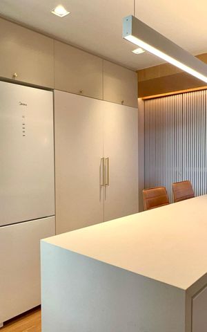 Apartamento para alugar com 100m², 2 quartos e 2 vagas Apartamento para alugar com 100m², 2 quartos e 2 vagasCozinha