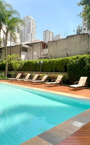 Apartamento para alugar com 100m², 2 quartos e 2 vagas Apartamento para alugar com 100m², 2 quartos e 2 vagasPiscina