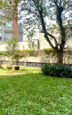 Apartamento para alugar com 100m², 2 quartos e 2 vagas Apartamento para alugar com 100m², 2 quartos e 2 vagasÁrea comum
