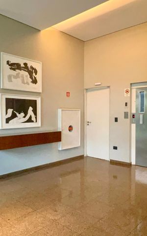 Apartamento para alugar com 100m², 2 quartos e 2 vagas Apartamento para alugar com 100m², 2 quartos e 2 vagasHall de entrada