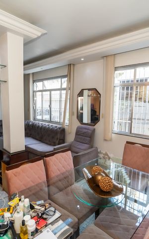 Casa para alugar com 449m², 5 quartos e 5 vagas Casa para alugar com 449m², 5 quartos e 5 vagasSala