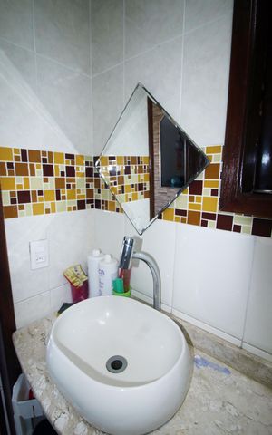 Casa à venda com 320m², 4 quartos e 2 vagasBanheiro Social 2