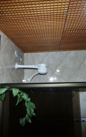 Casa à venda com 320m², 4 quartos e 2 vagasBanheiro Social