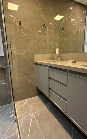Apartamento para alugar com 110m², 3 quartos e 2 vagas Apartamento para alugar com 110m², 3 quartos e 2 vagasBanheiro da Suíte 1