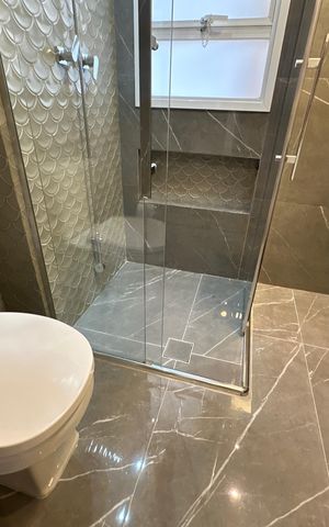 Apartamento para alugar com 110m², 3 quartos e 2 vagas Apartamento para alugar com 110m², 3 quartos e 2 vagasBanheiro da Suíte 1