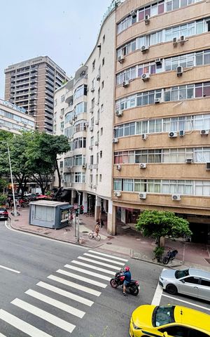 Apartamento à venda com 70m², 2 quartos e 1 vaga