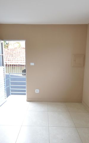 Casa para alugar com 150m², 3 quartos e 2 vagasSala