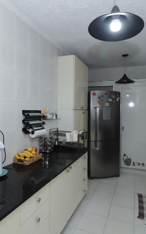 Casa à venda com 135m², 3 quartos e 2 vagasCozinha